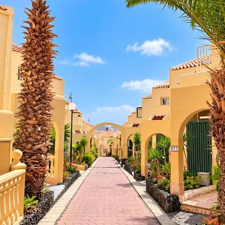 Apartment Mareverde Sea & Mountain View With Pool *